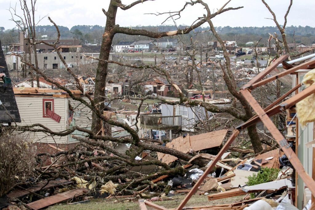US storms turn deadly